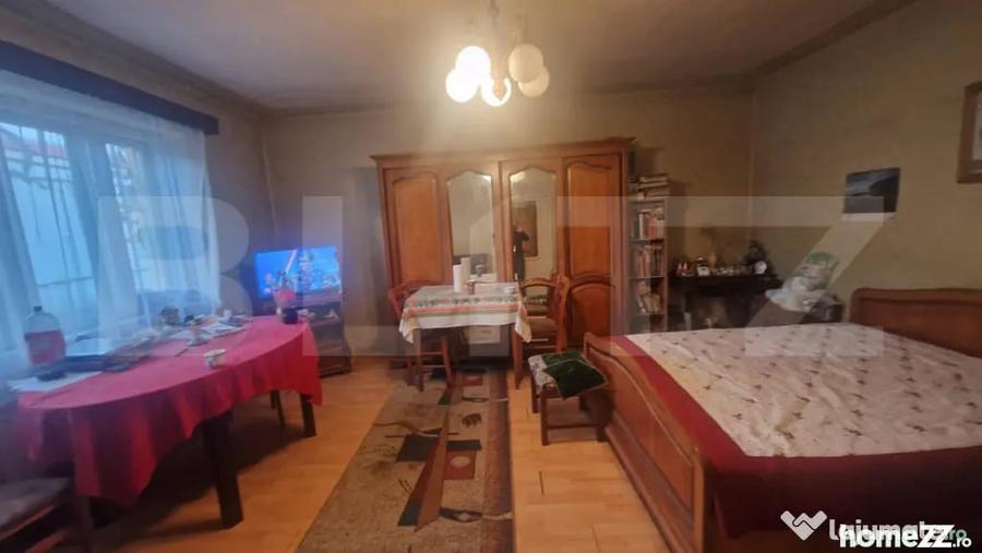 Casă cu 7 camere cu Teren 1353 Mp în Centrul Istoric