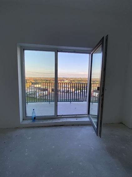 Apartament cu 2 camere decomandat în Exterior Vest