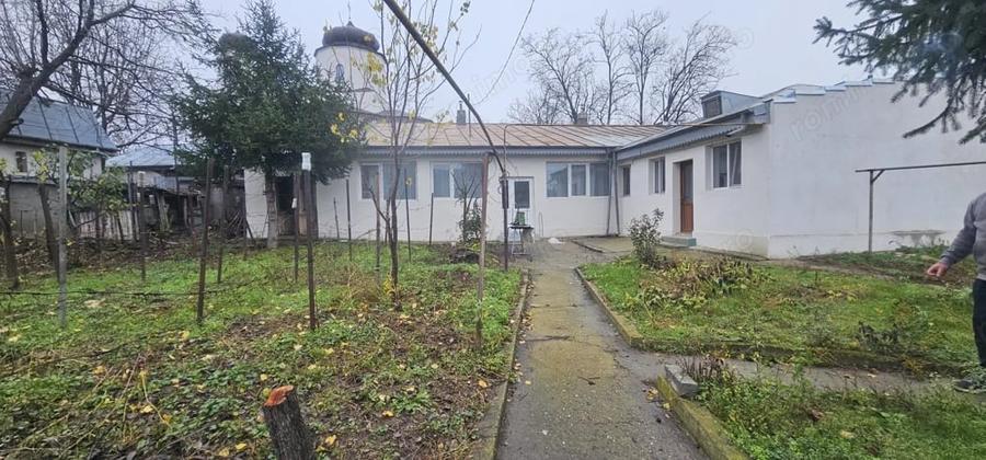 Casă cu Teren 553 Mp în Central