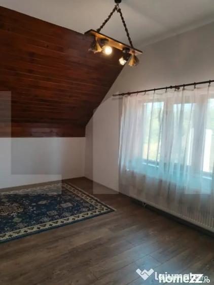 Casă cu 5 camere cu Teren 1337 Mp în Belin