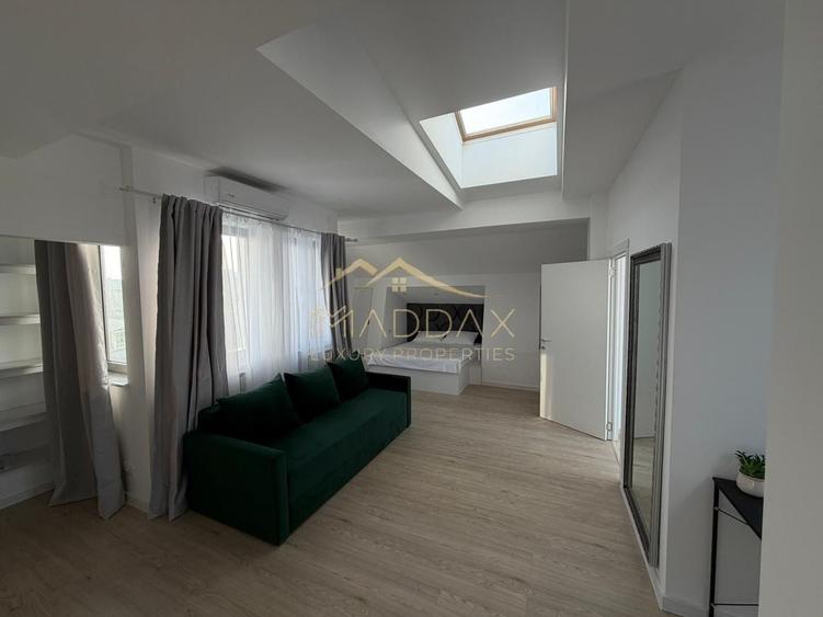 Apartament cu 4 camere decomandat, mobilat în Cotroceni
