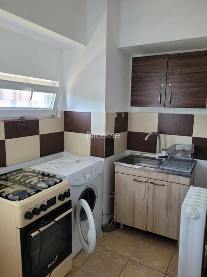 Inchiriez apartament 1 camera Poitiers Iasi