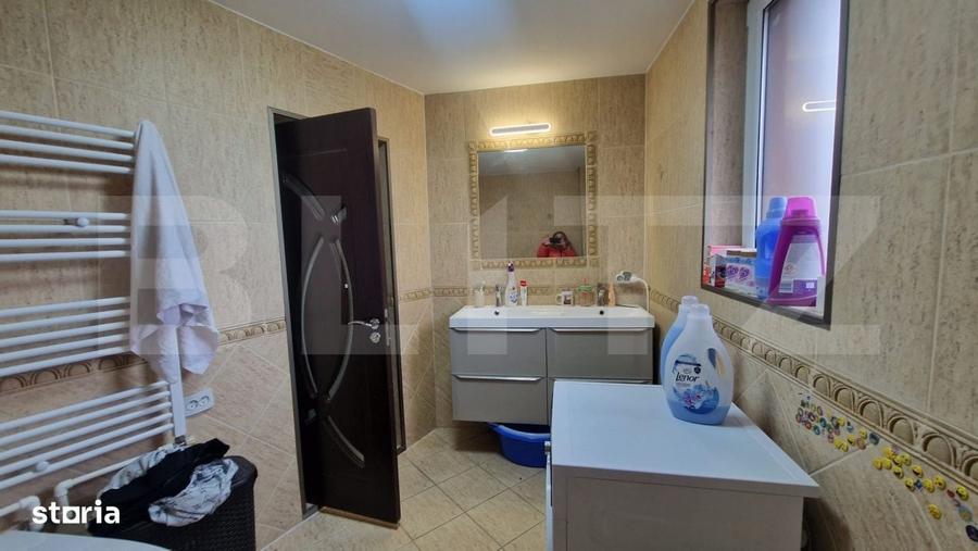 Casă cu 4 camere cu Piscina în Baciu