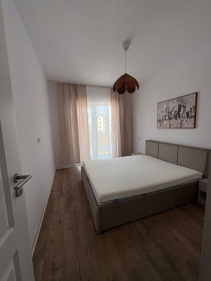 Apartament cu 2 camere decomandat, mobilat în Girocului