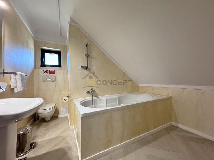 Casă individuală cu 14 camere cu Piscina în Predeal