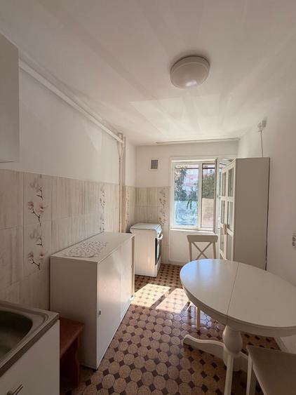 Apartament cu 2 camere semidecomandat în Ștefan cel Mare