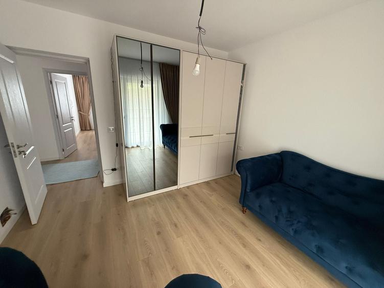Apartament cu 3 camere semidecomandat în Fălticeni