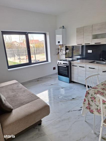 Casă cu 3 camere cu Teren 600 Mp în Tolstoi