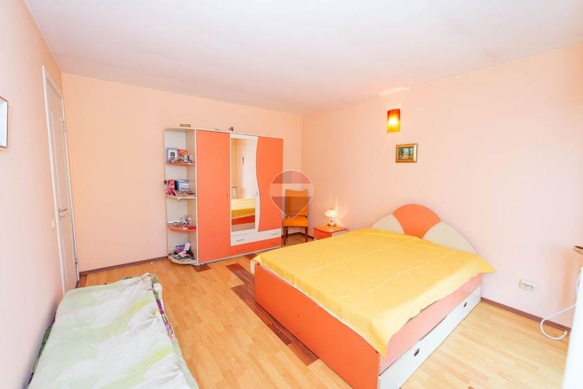 Casă individuală cu 3 camere cu Teren 540 Mp în Central