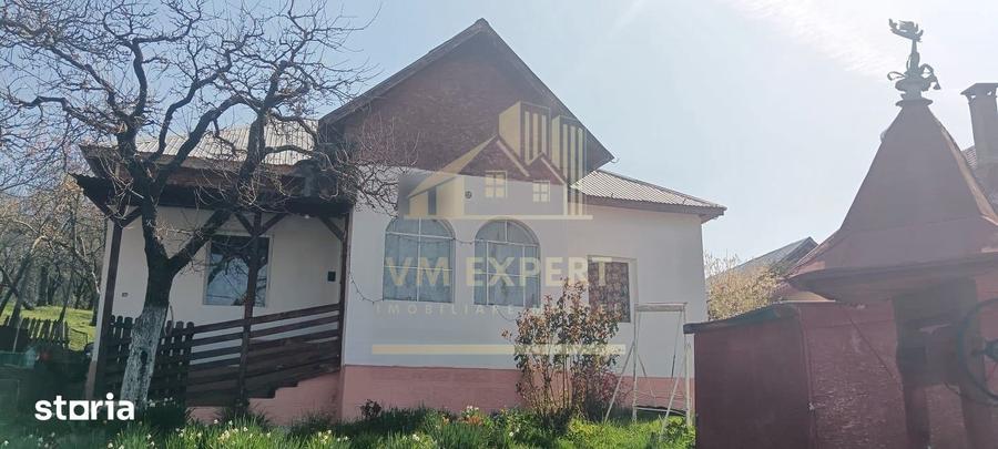 Casă cu 3 camere cu Teren 6660 Mp în Boteni