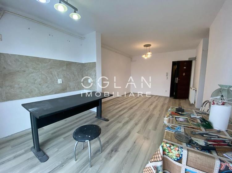 Apartament cu 2 camere semidecomandat în Vest
