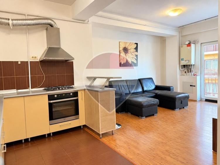 Apartament cu 2 camere semidecomandat, mobilat în Dudu