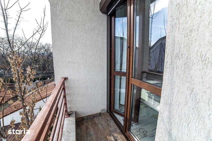 Apartament cu 3 camere semidecomandat, mobilat în Dămăroaia