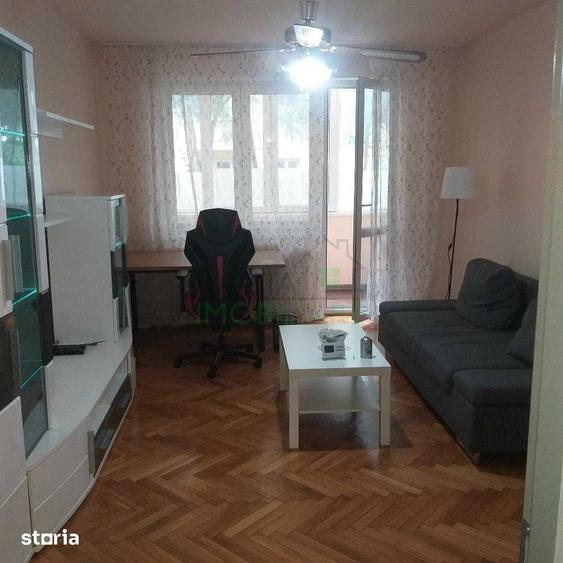 Apartament cu 2 camere decomandat în Astra