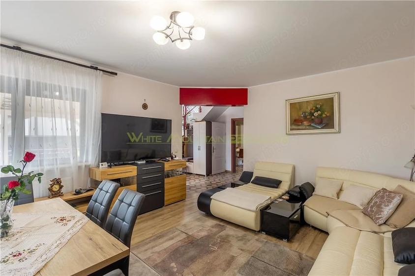 Casă cu 5 camere cu Teren 300 Mp în Central