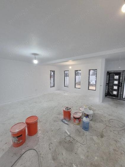 Casă cu 3 camere cu Teren 600 Mp în Exterior Vest
