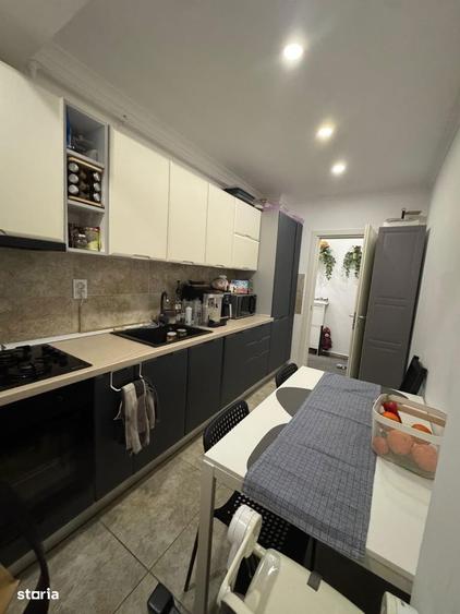 Apartament cu 3 camere decomandat, mobilat în Militari