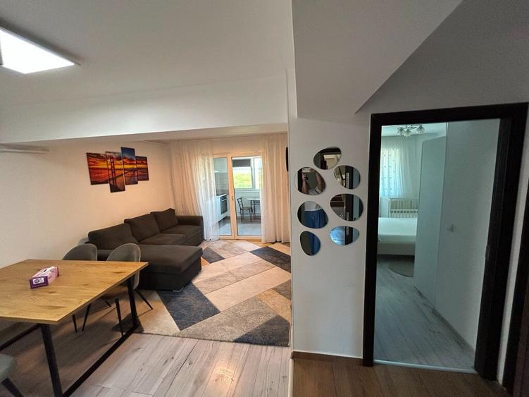 Apartament cu 2 camere semidecomandat în Central