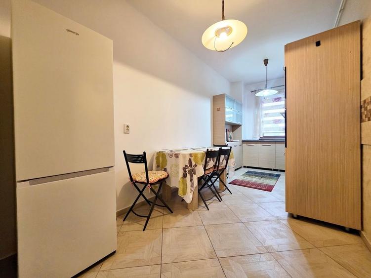 Apartament cu 2 camere decomandat în Fundeni