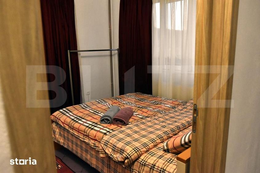 Casă cu 7 camere cu Teren 2000 Mp în Zimbor