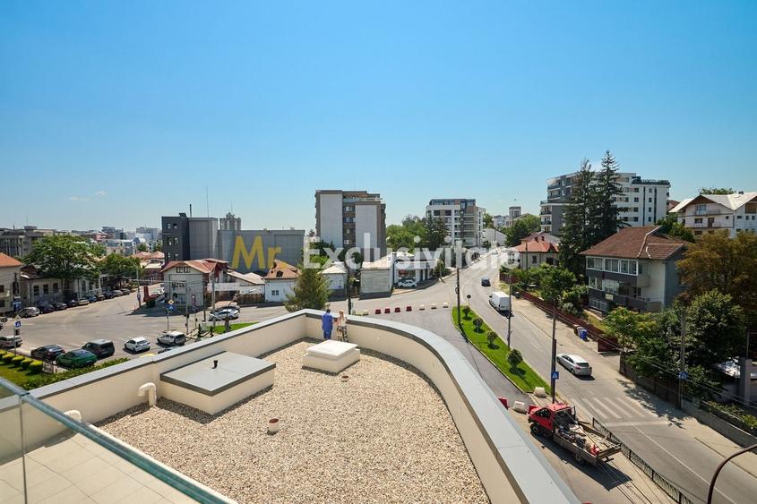 Apartament cu 3 camere decomandat în Central