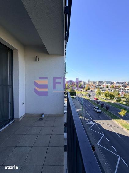 Apartament cu 2 camere decomandat în Tractorul