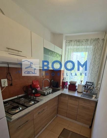 Apartament cu 2 camere decomandat în Căzănești (Râmnicu Vâlcea)