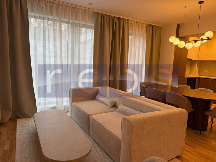 Apartament cu 3 camere, mobilat în Străulești