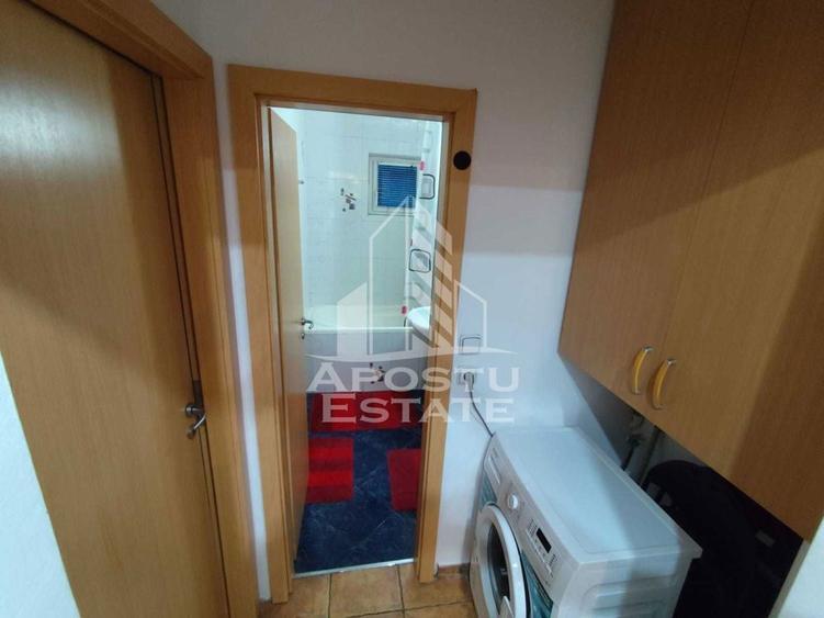 Apartament cu 3 camere decomandat, mobilat în Spitalul Județean