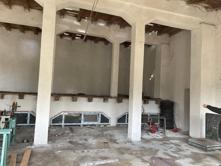 Casă cu 4 camere în Țigănești