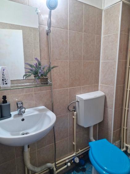 Garsonieră decomandată în Central