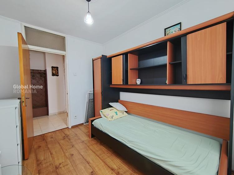 Apartament cu 3 camere semidecomandat, mobilat în Tineretului