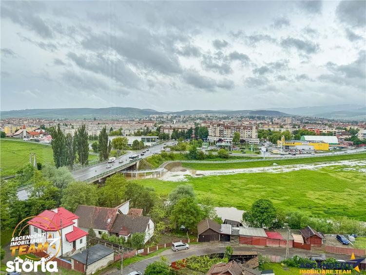 Apartament cu 3 camere, mobilat în Gării