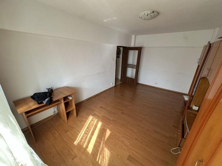 Apartament cu 2 camere decomandat în Tomis II