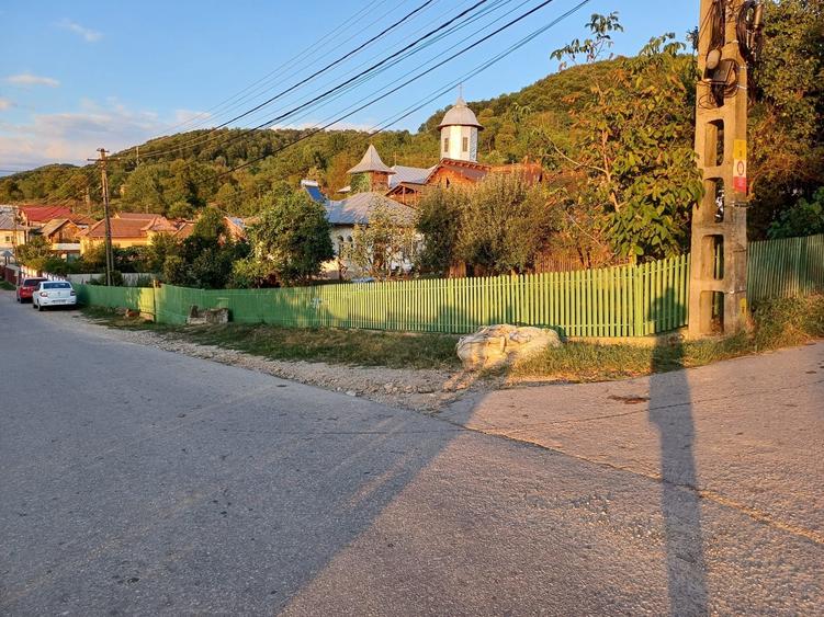 Casă cu 2 camere în Voroveni