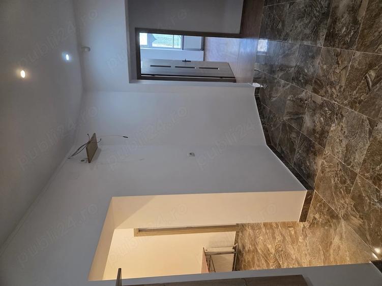 Apartament cu 3 camere decomandat în Ultracentral