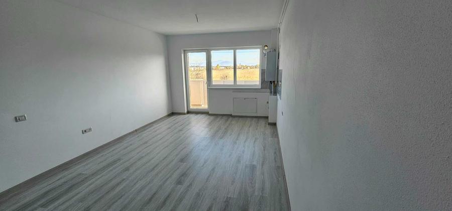 Apartament cu 2 camere decomandat în Sânpetru