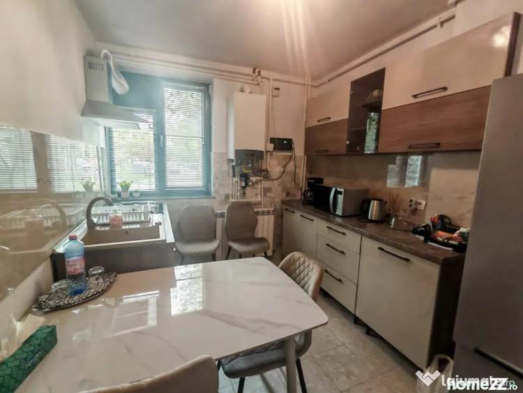 Apartament cu 2 camere semidecomandat în Ultracentral