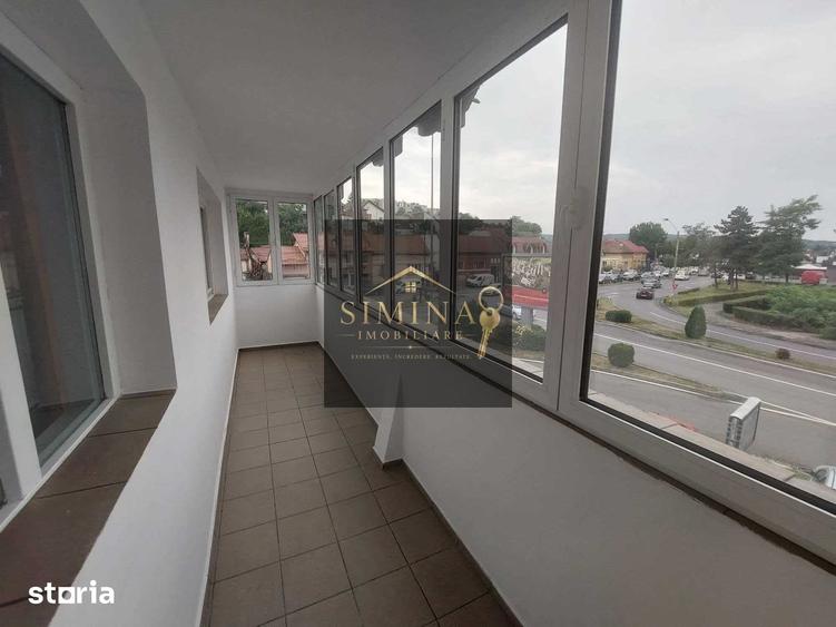 Apartament cu 3 camere decomandat în Gării