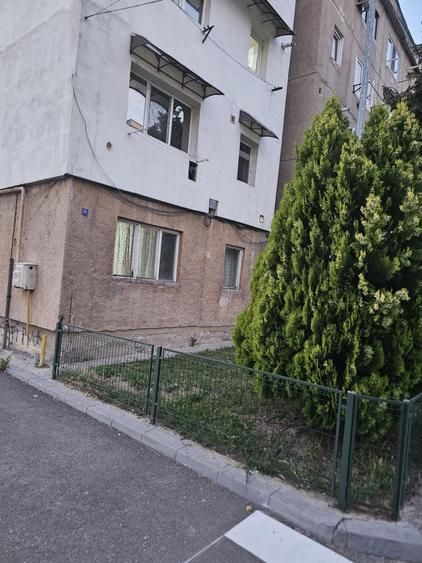 Inchiriez/Vand Garsoniera confort 1 30mp sau o dau cu 17.000e Rovinari - 2