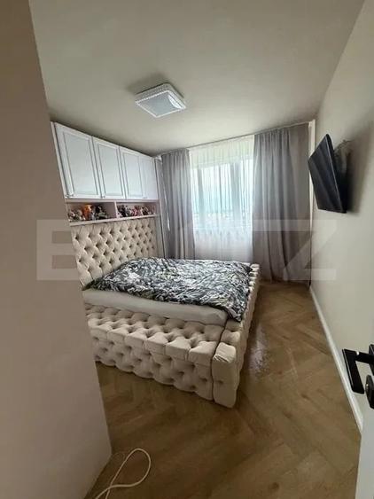 Apartament cu 3 camere decomandat în Sud