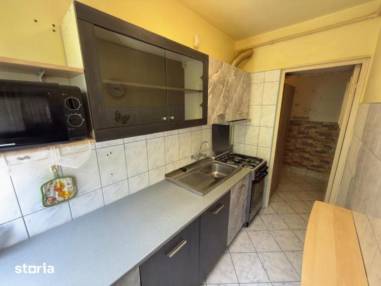 Apartament cu 2 camere semidecomandat în Malu Roșu