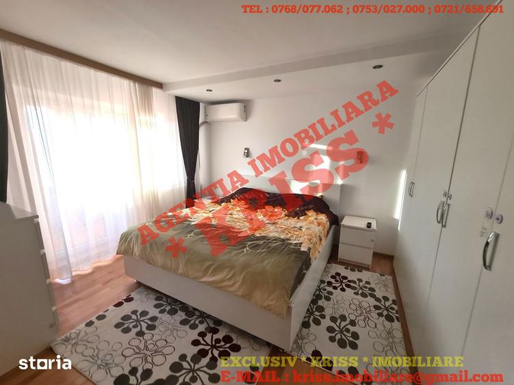 Apartament cu 3 camere decomandat în Central