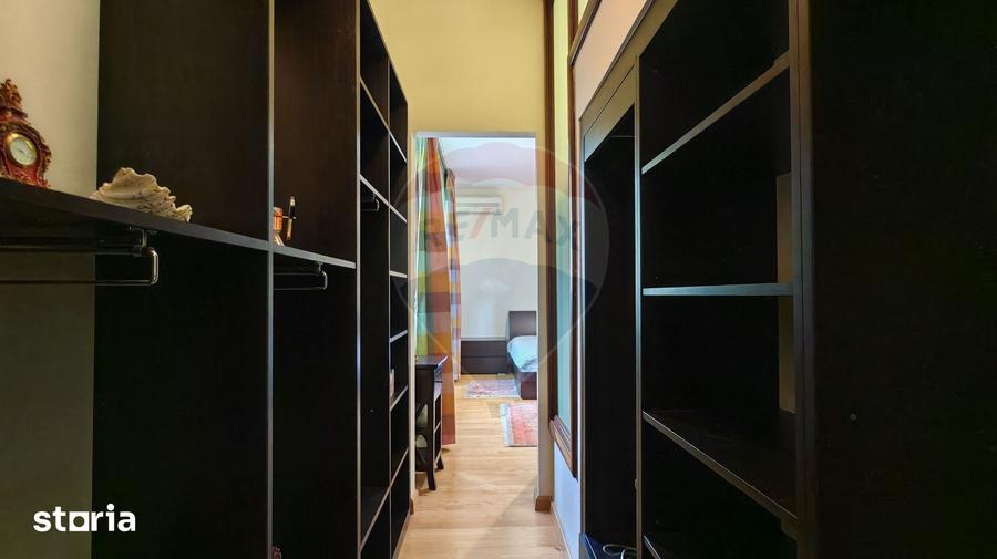 Apartament cu 3 camere, mobilat în Aviatorilor