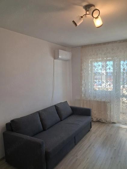 Apartament cu 2 camere decomandat în Berceni