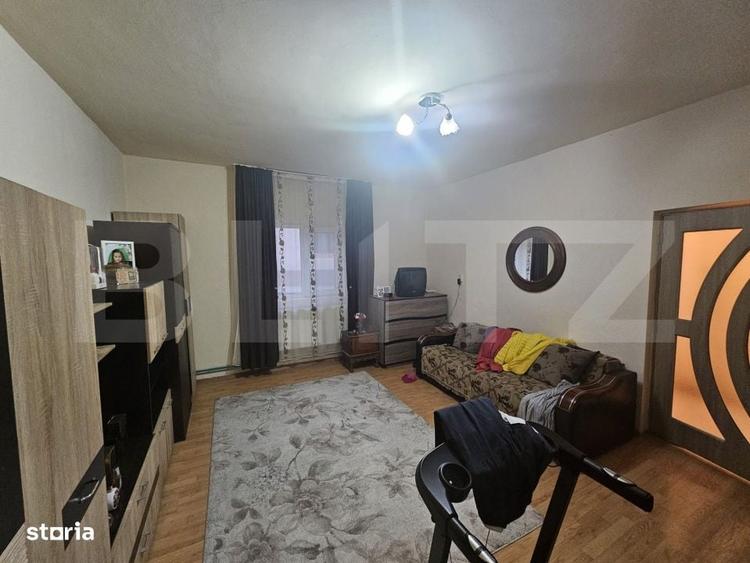 Casă cu 3 camere în Mihăiești