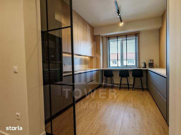 Apartament cu 3 camere decomandat în Central