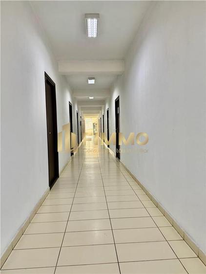 Spațiu comercial, de 965 mp, în Sud-Vest