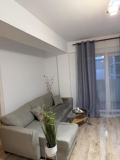 Apartament cu 2 camere, mobilat în Cetate