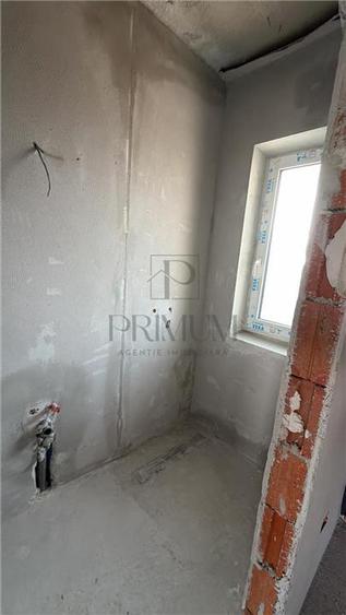 Duplex cu 4 camere cu Canalizare în Moșnița Nouă